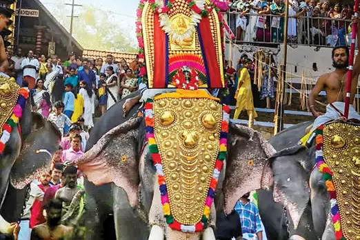 പല്ലാട്ട് ബ്രഹ്മദത്തന്റെ ഓർമ്മയിൽ അങ്ങാടിപ്പുറം