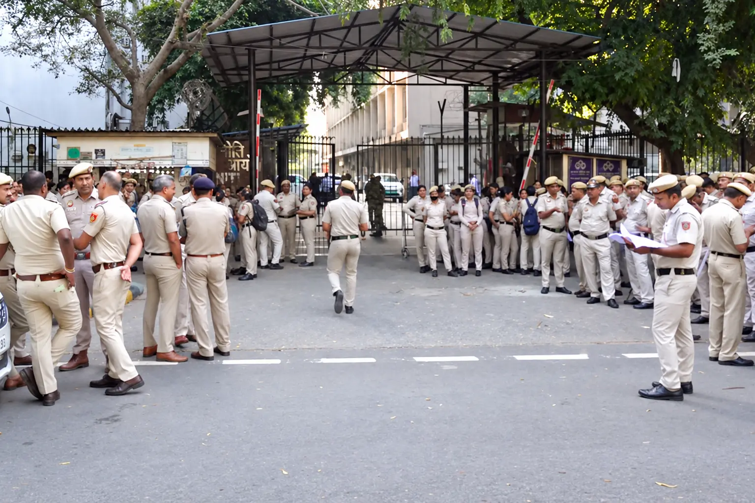 Security personnel were deployed outside the NITI Aayog building in New Delhi as a precautionary measure ahead of a planned demonstration by INDIA bloc parties demanding the resignation of Chief Election Commissioner Gyanesh Kumar on Tuesday, Oct. 6, 2026. (PTI Photo)