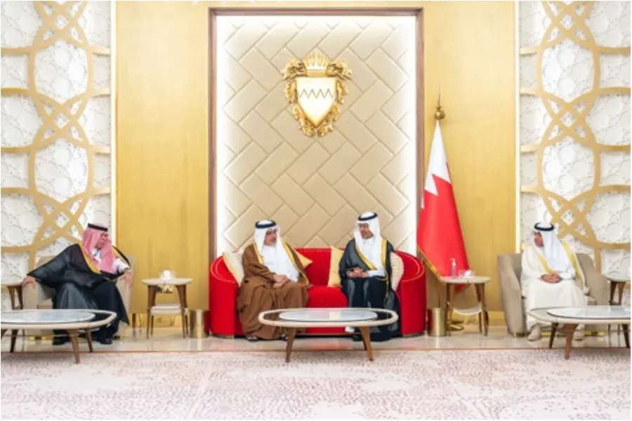 Prince Salman meets GCC forum delegation