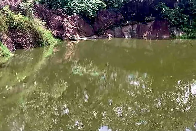 ഭീഷണിയായി പാറമടക്കുളങ്ങൾ
