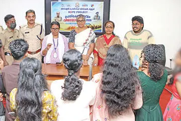 പഠനം മുടങ്ങിയവർക്ക് പോലീസിന്റെ ‘ഹോപ്പ് ’