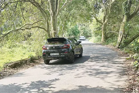 സുരക്ഷാ സംവിധാനങ്ങളില്ലാതെ ആലിൻചുവട് പാലം