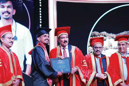 ഡോ. മൂപ്പൻസ് മെഡിക്കൽ കോളേജിൽ എം.ബി.ബി.എസ്. ബിരുദദാനം
