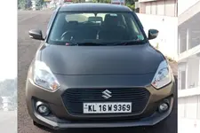 കാറിൽ അബോധാവസ്ഥയിൽ കണ്ടെത്തിയ മെഡിക്കൽ വിദ്യാർഥി മരിച്ചു; കാറിനുള്ളിൽ അജ്ഞാതവസ്തു കത്തിയനിലയിൽ