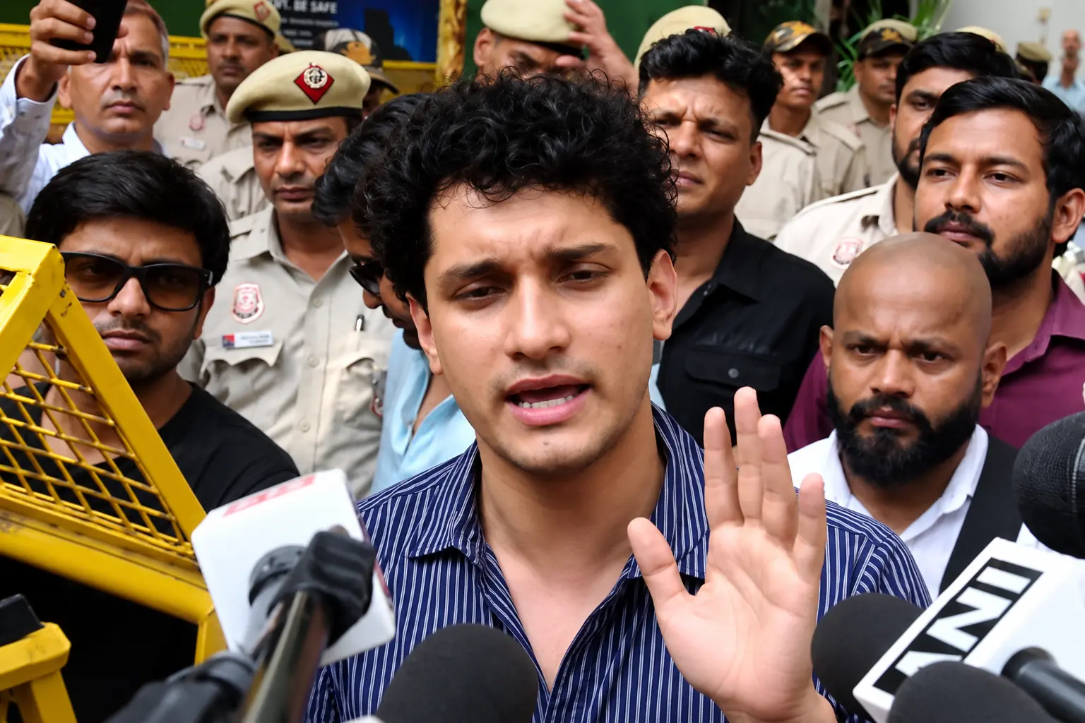 CJP co-convenor Saurav Das speaks to the media after submitting notice for the October 10 protest at Jantar Mantar in New Delhi. (PTI Screengrab)