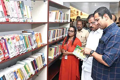 വായന മരിക്കുന്നില്ല; രീതി മാറുകയാണ് -മന്ത്രി റോജി എം. ജോൺ