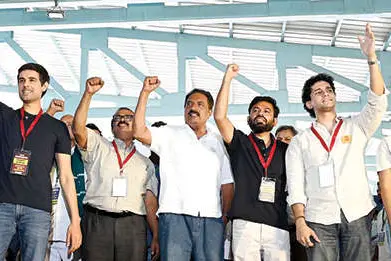 ജനങ്ങളുടെ കോടതിയിലും പ്രതിഷേധം ഇരമ്പി