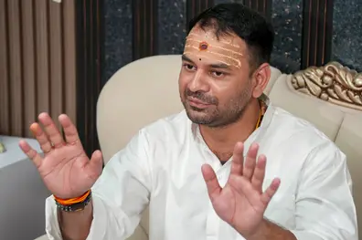 Aishwarya Rai’s alleged chats with ex-boyfriend: Tej Pratap Yadav recalls marital feud