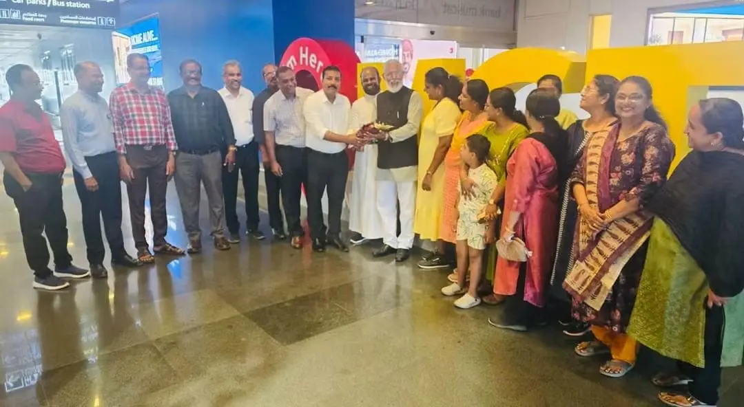 സ്വീകരണത്തിൽനിന്ന്