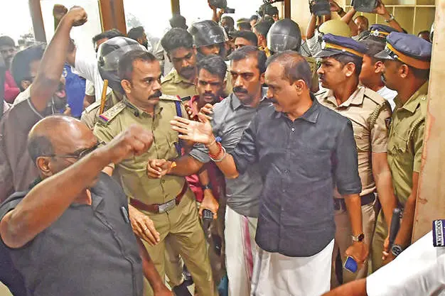 പ്രതിപക്ഷത്തിന്റെ ആരോപണം ഭരണം നഷ്ടപ്പെട്ട പരിഭ്രാന്തിയിൽ -മേയർ