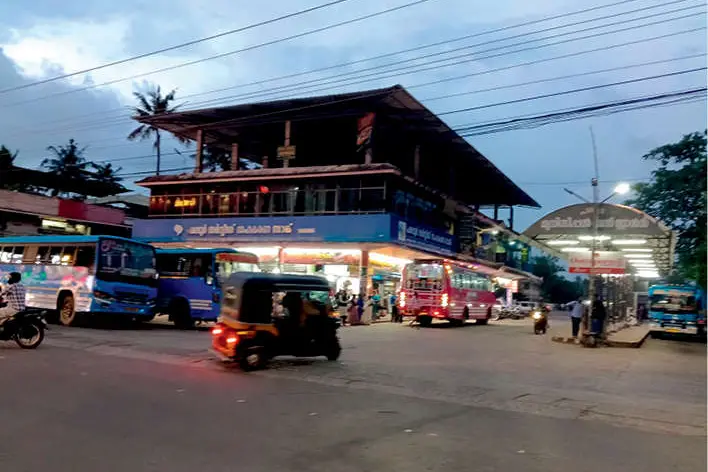 പരവൂർ ബസ് സ്റ്റാൻഡ് ഷോപ്പിങ് കോംപ്ളക്സ് നിർമാണം നടക്കില്ല