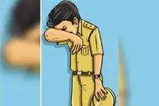 ‘രക്ഷാപ്രവർത്തനം’ പാളി; ചീട്ടുകളി കേസിൽ പോലീസുകാരന് സസ്പെൻഷൻ