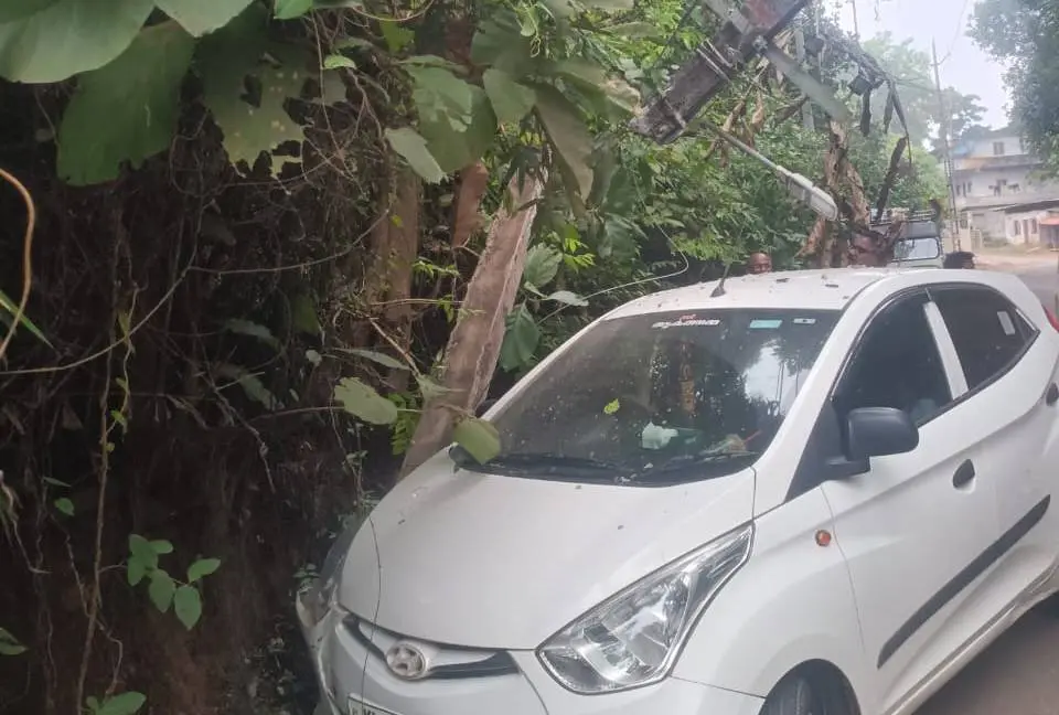 അപകടസ്ഥലത്തുനിന്നുള്ള ദൃശ്യം