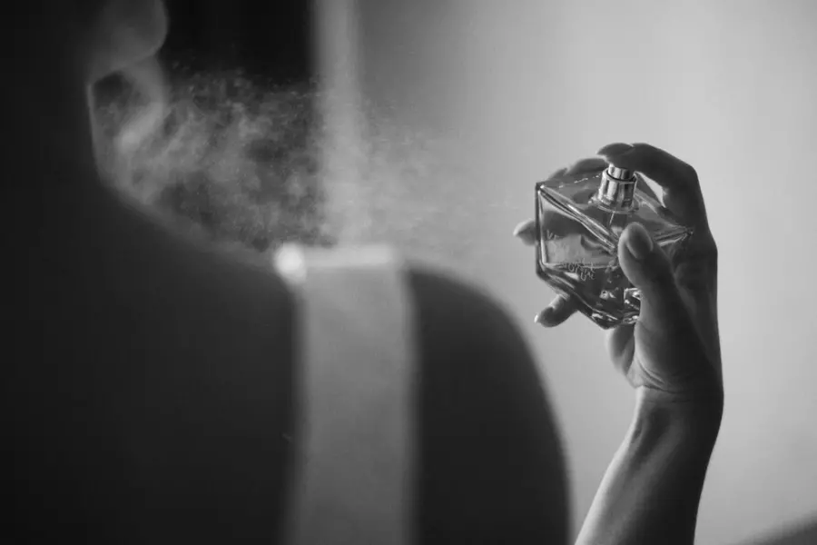 Why your perfume tells a different story than the reviews do