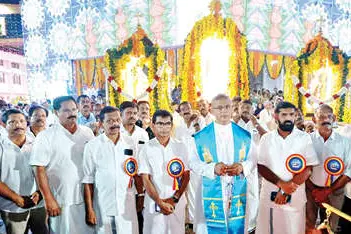 മുത്തിയുടെ സന്നിധിയിലേക്ക് തീർഥാടകപ്രവാഹം