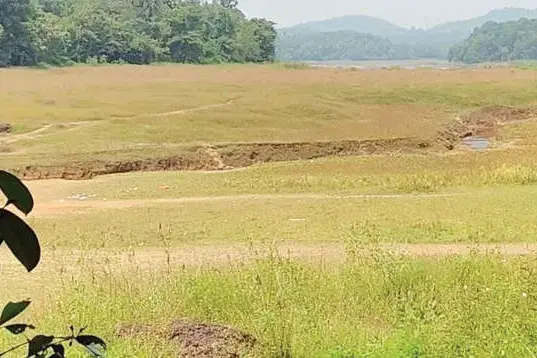 സമൂഹവിരുദ്ധർ തമ്പടിക്കുന്നു; സ്വസ്ഥത നഷ്ടപ്പെട്ട് എടക്കാനം റിവർ വ്യൂ പോയിന്റ്