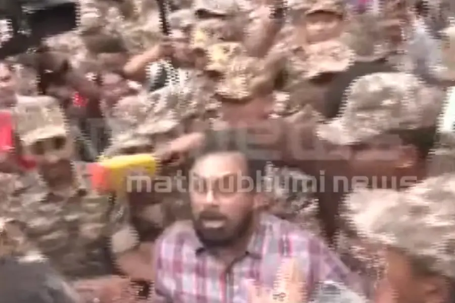 'ഡൽഹി പോലീസിന് സുപ്രീം കോടതിയെ പുല്ലുവില'; മാധ്യമങ്ങളോട് സംസാരിക്കവെ ജോൺ ബ്രിട്ടാസ് എംപിയെ വലിച്ചിഴച്ച് കസ്റ്റഡിയിലെടുത്തു