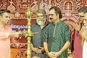 പനച്ചിക്കാട് ദക്ഷിണമൂകാംബിയിൽ ദേശീയ സംഗീതനൃത്തോത്സവം തുടങ്ങി