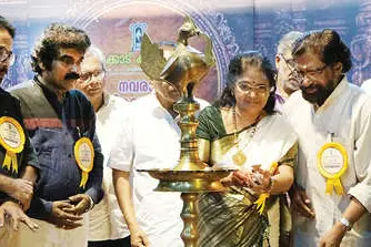 പൂക്കാട് കലാലയം നവരാത്രി സംഗീതമണ്ഡപം ഉണർന്നു