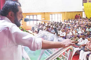 ഓട്ടോ ടാക്സി നിരക്ക് പുതുക്കണം-ഓട്ടോ ഡ്രൈവേഴ്സ് യൂണിയൻ