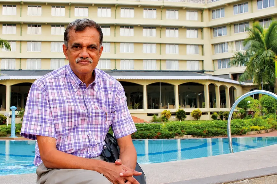 ഉയരങ്ങളിൽ വിരൽത്തുമ്പ് കൊണ്ട് വിസ്മയം തീർത്ത കെട്ടിട രൂപകൽപനയിലെ സലിം ടച്ച്