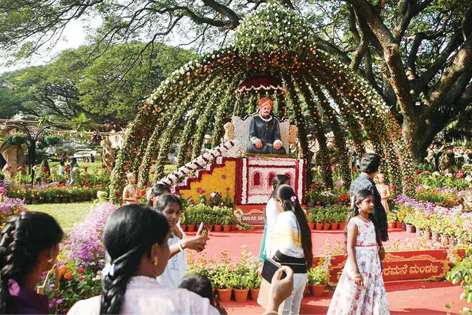 ആഘോഷപ്പൊലിമയിൽ കൊട്ടാരനഗരി