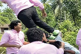 എം.ഇ.ടി. കോളേജിൽ ജൂനിയർ-സീനിയർ വിദ്യാർഥികൾ തമ്മിൽ സംഘർഷം
