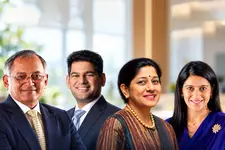 സമാനതകളില്ലാത്ത പാരമ്പര്യം: കോർപ്പറേറ്റ് ലോകത്ത് മറ്റൊരു കുടുംബത്തർക്കത്തിന് ടി.വി.എസ്., നിയമപോരാട്ടത്തിന് വഴിമാറുമോ?