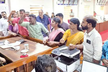 ഡൽഹി സമരത്തിന് ഐക്യദാർഢ്യം; കുന്നംകുളം നഗരസഭയിൽ ബി.ജെ.പി. പ്രതിഷേധം