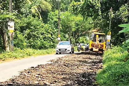 ഒലിപ്രം-അത്താണിക്കൽ റോഡിൽ അറ്റകുറ്റപ്പണി തുടങ്ങി