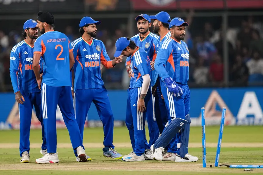 ഇന്ത്യ-വിൻഡീസ് ടി20-യുടെ സൗജന്യ പാസുകൾ 6,000 രൂപയ്ക്ക് വിറ്റു; HCA അംഗം ഉൾപ്പെടെ നാല് പേർ അറസ്റ്റിൽ