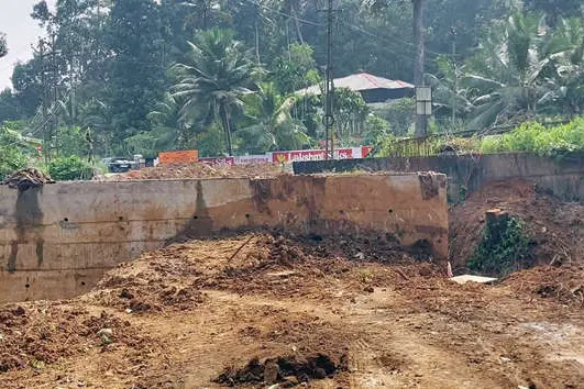 കാഞ്ഞിരപ്പള്ളി-മണിമല റോഡിൽ ദുരിതം തുടരുന്നു