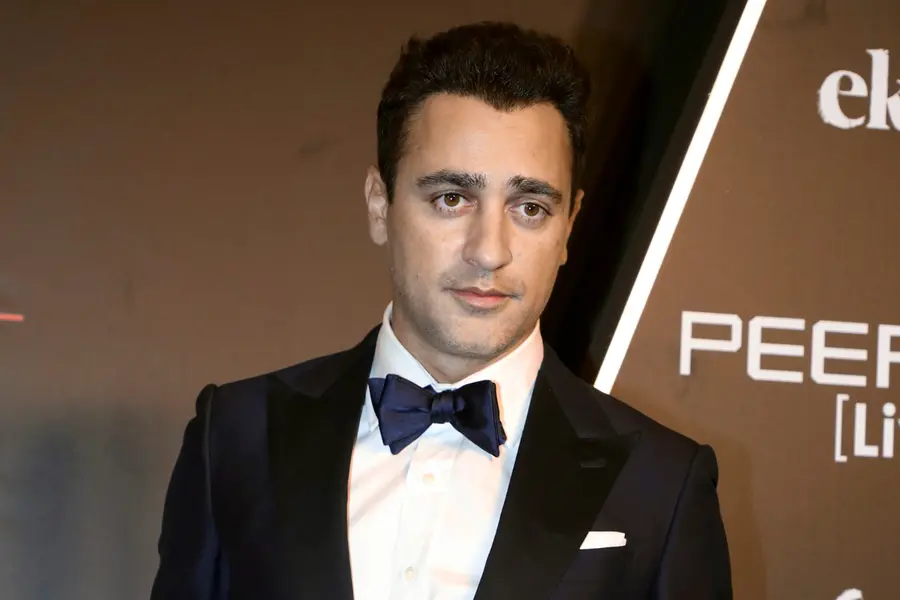 Imran Khan’s reported exit deadline follows a complaint by BJP leader Kirit Somaiya over the actor’s participation in an anti-CEC protest in Mumbai.
