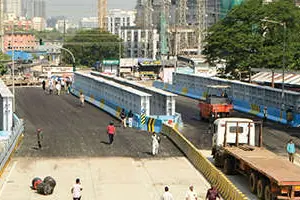 പുനർനിർമിച്ച സയൺ റെയിൽവേ പാലം തുറക്കുന്നു