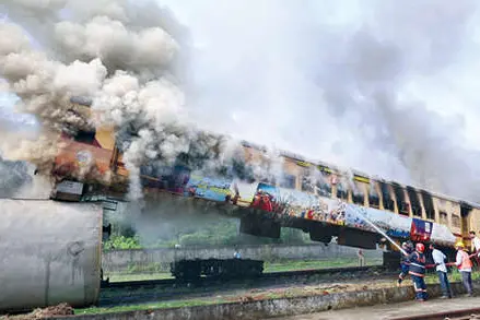 രക്ഷാദൗത്യസംഘത്തിന്റെ കാര്യക്ഷമത ഉറപ്പുവരുത്തി റെയിൽവേ മോക്ഡ്രിൽ