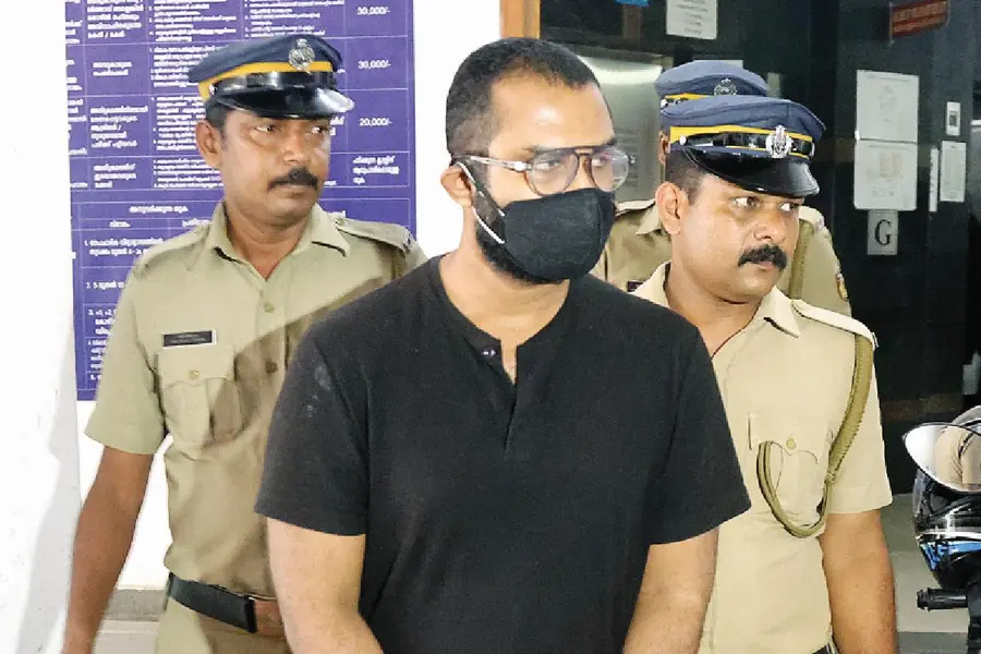 സിനഗോഗ് ആക്രമണം: ‘ആക്രമണ നിർദേശം നൽകിയ ബോസിനെ അറിയില്ല’, എബിൻ പോൾ അഞ്ചുദിവസം കസ്റ്റഡിയിൽ