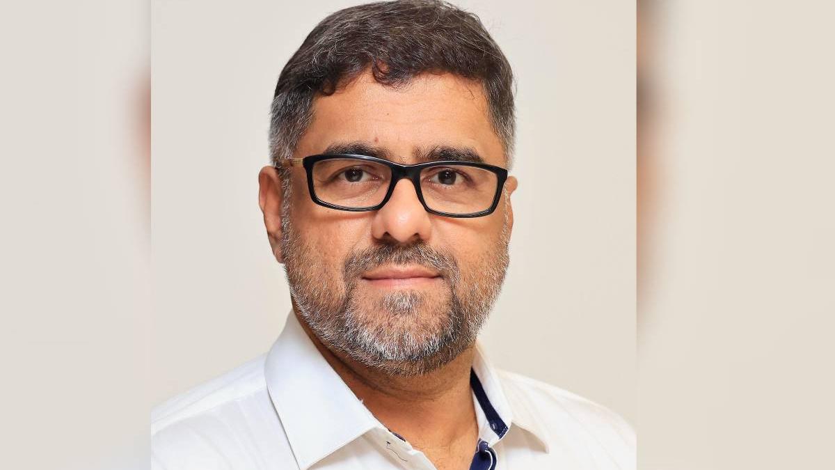 സി.എം.ഭരതൻ സ്മാരക പുരസ്‌കാരം പി.വി. നിധീഷിന്