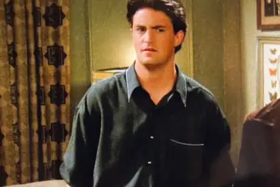 How to spot a great dress Shirt, Chandler Bing style