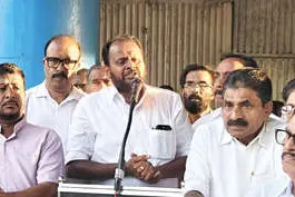 നാട്ടിക ടോൾ; കടുപ്പിച്ച് പ്രതിഷേധം