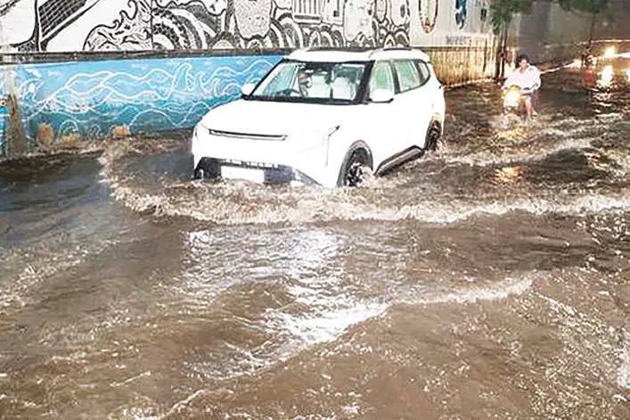 തിരുപ്പൂർ ജില്ലയിൽ അതിശക്തമായ മഴ
