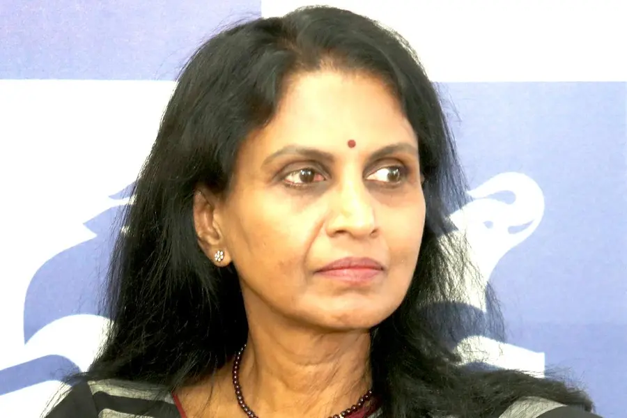 പ്രധാനമന്ത്രിയെ അധിക്ഷേപിച്ചാൽ മാനനഷ്ടക്കേസ്, രാഹുൽ ഗാന്ധിയെക്കുറിച്ചായാൽ കലാപാഹ്വാനം,ഇരട്ടനീതിയെന്ന് ആർ. ശ്രീലേഖ