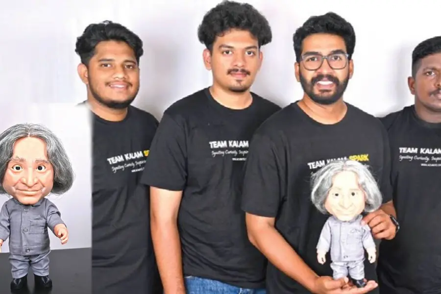 പാഠഭാഗങ്ങൾ പറഞ്ഞുതരാൻ 'കലാം സ്പാർക്ക്; വിദ്യാർഥികൾക്കായി അബ്ദുൽ കലാമിന്റെ ശബ്ദത്തിലും രൂപത്തിലും റോബോട്ട്
