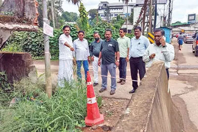 പ്രവേശനകവാടത്തിന്റെ വീതികൂട്ടും; സർവീസ് റോഡിൽ വേഗം നിയന്ത്രിക്കും