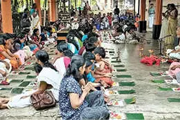 നവരാത്രിപ്രഭയിൽ ക്ഷേത്രങ്ങൾ