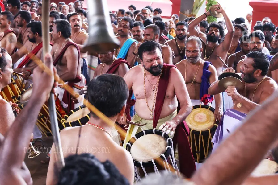 വീട് പെരുമ്പാവൂർ; ഓടിക്കളിച്ചു നടന്ന തിരുമുറ്റമാണ് ചോറ്റാനിക്കര- ജയറാം