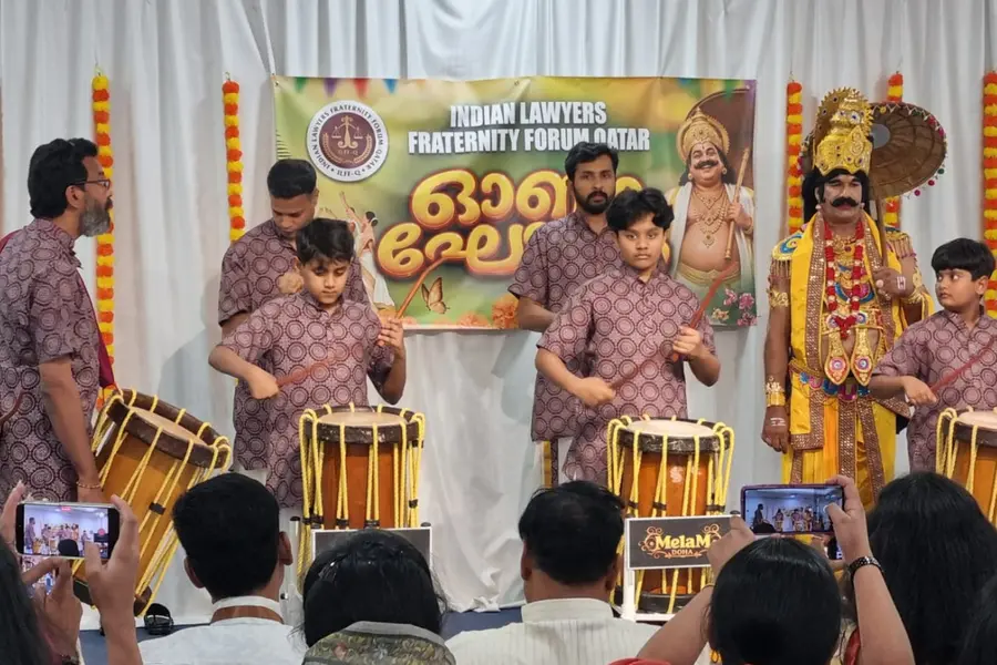 ചെണ്ടയിൽ മാന്ത്രിക സ്പർശവുമായി കുരുന്നുകൾ; ഖത്തറിലെ മേളവേദികളിൽ ശ്രദ്ധേയ സാന്നിധ്യമായി മൂന്ന് വിദ്യാർഥികൾ