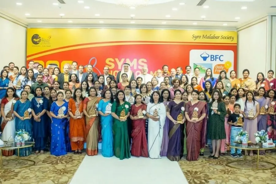 സിംസ് വർക്ക് ഓഫ് മേഴ്സി അവാർഡ് 2026 ബഹ്റൈനിലെ 101 നഴ്സുമാർക്ക് സമർപ്പിച്ചു