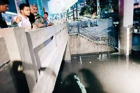 കോയമ്പത്തൂരിൽ കനത്തമഴയും വെള്ളക്കെട്ടും