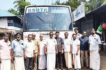 പെരുമ്പടപ്പ് പഞ്ചായത്ത് ‘ഗ്രാമവണ്ടി’ക്ക് ജില്ലാ ആസൂത്രണസമിതിയുടെ അംഗീകാരം