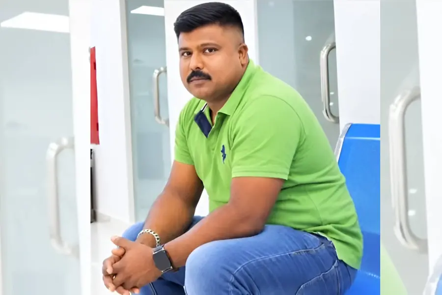 സ്റ്റോപ്പില്ലാത്ത ട്രെയിനിൽനിന്ന് സ്റ്റേഷനിലേക്ക് ചാടിയിറങ്ങാൻ ശ്രമിക്കവേ അപകടം; യുവാവിന് ദാരുണാന്ത്യം